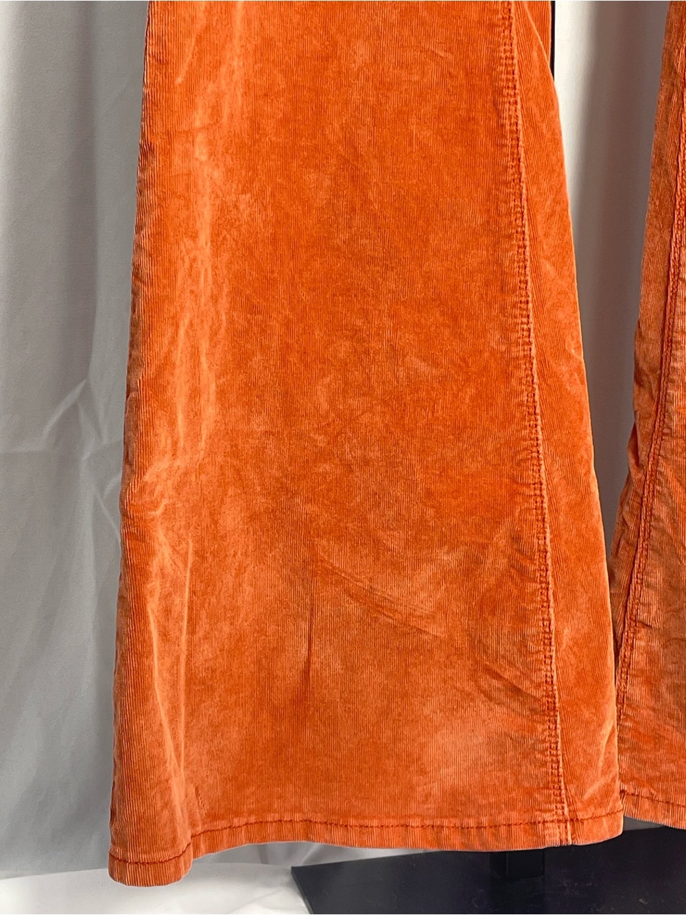 We The Free “Jayde Jean” in Rust Corduroy Flare Pants w/elastic waist! 70s boho - Picture 4 of 10